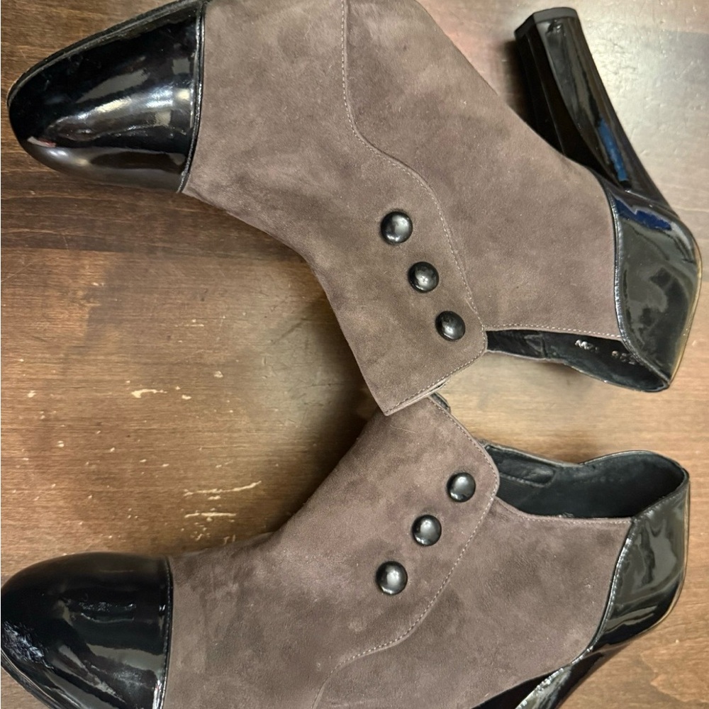 Women’s size 12 wide leather booties